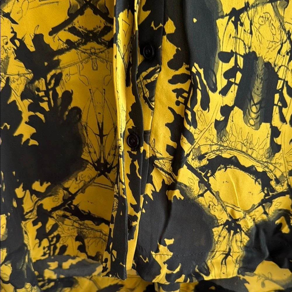 A.L.C. Black and Gold Patterned Blouse XS 100% Washed Silk - Picture 10 of 13